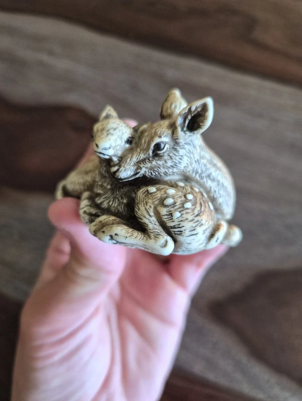 Enesco Sleepy Doe And Fawn Figurine